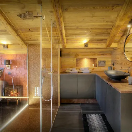 Kalyssia - Ovo Network Chalet *